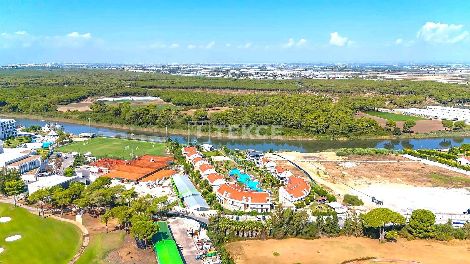 Green Houses in Antalya, Türkiye image 1