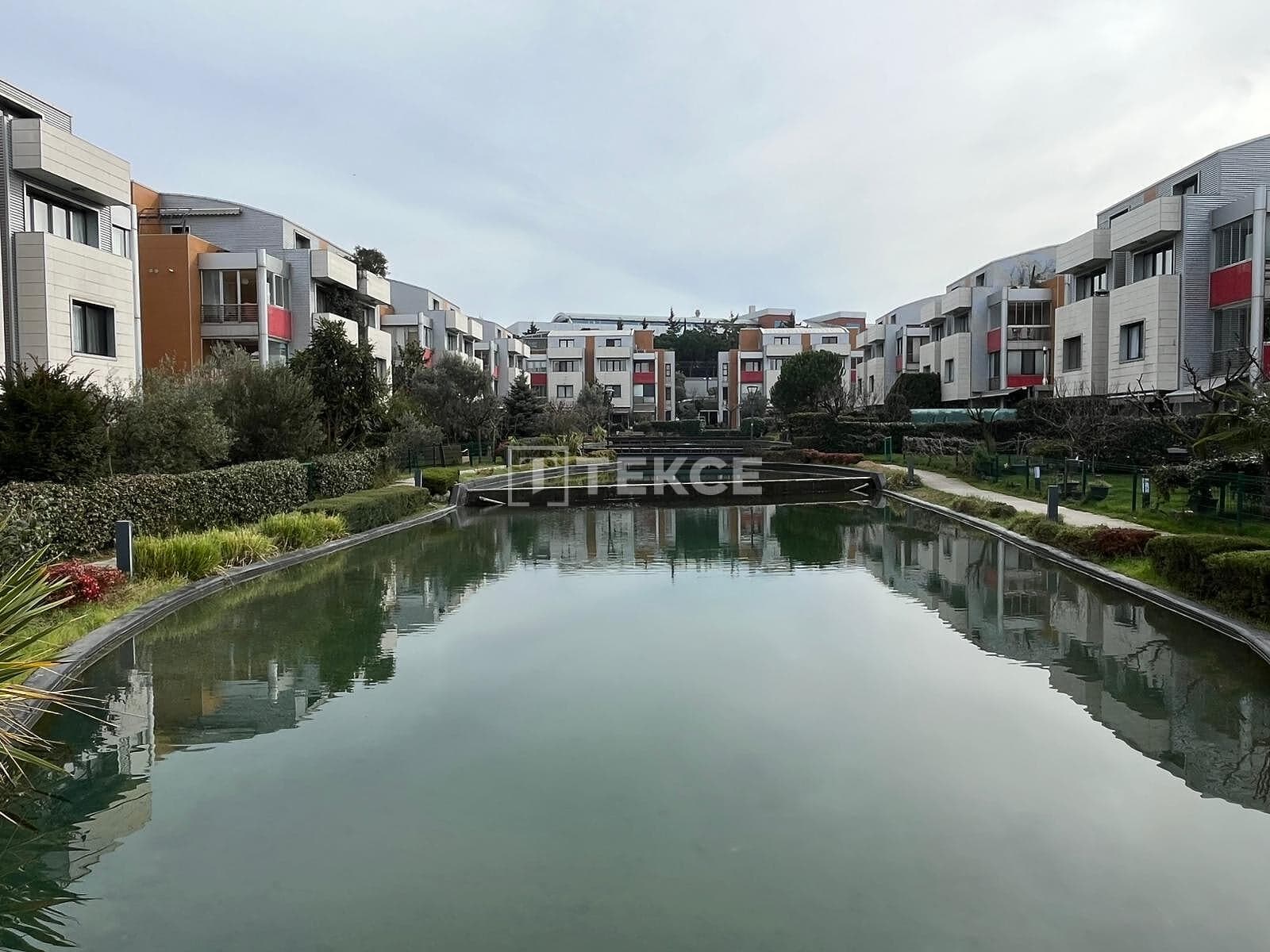 Eco-friendly Apartments in İstanbul, Türkiye image 9