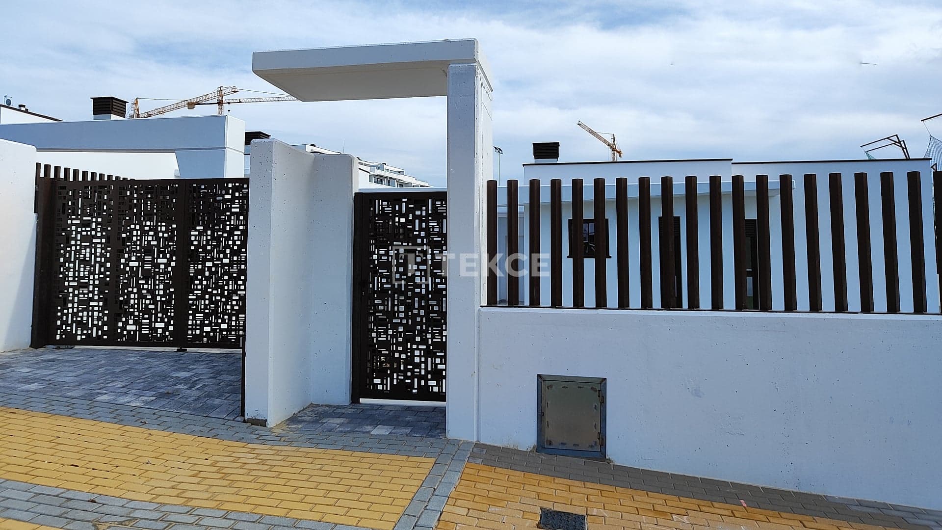 Sustainable Houses in Alicante, Spain image 5