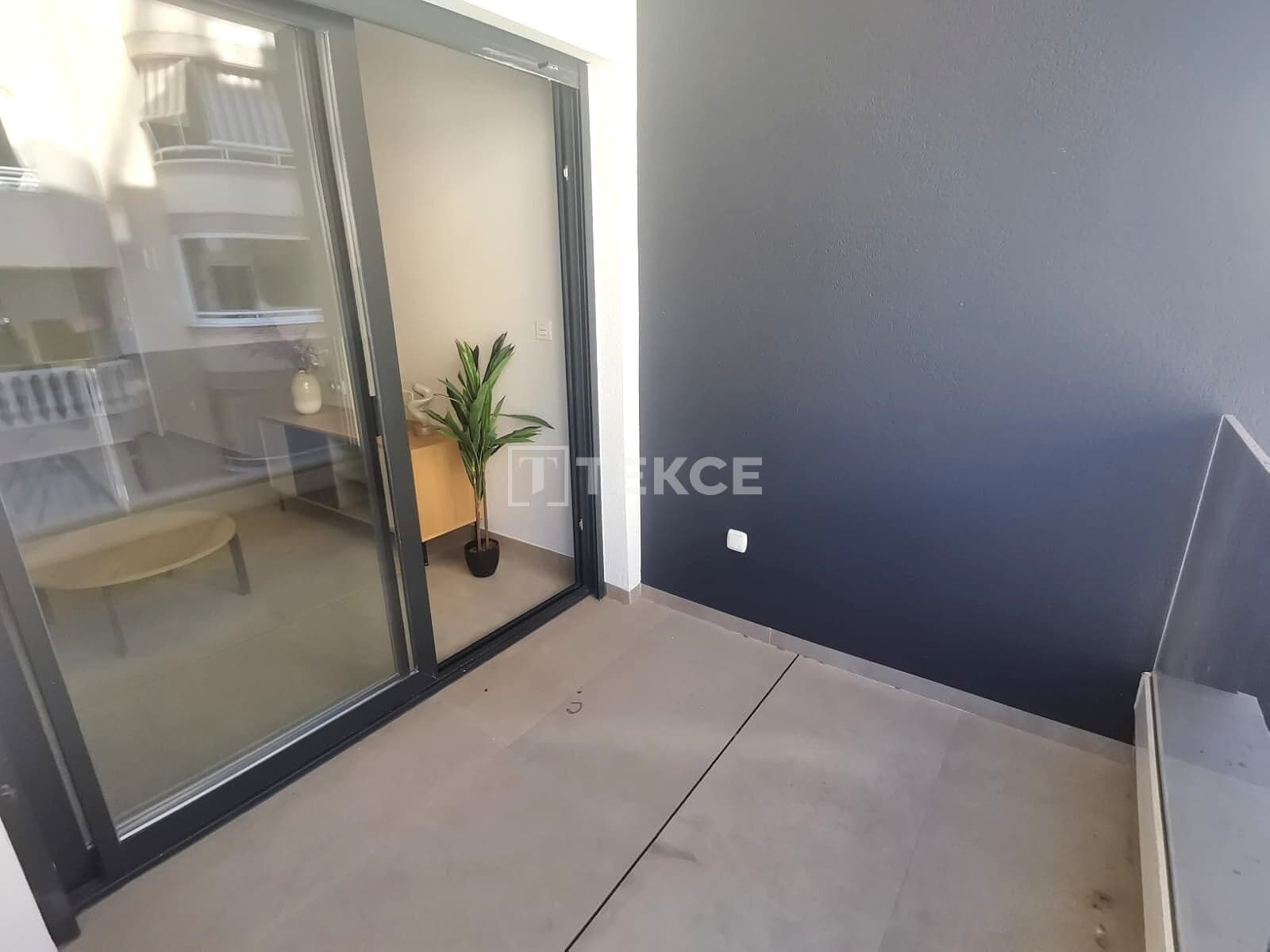 Eco-friendly Apartments in Alicante, Spain image 5